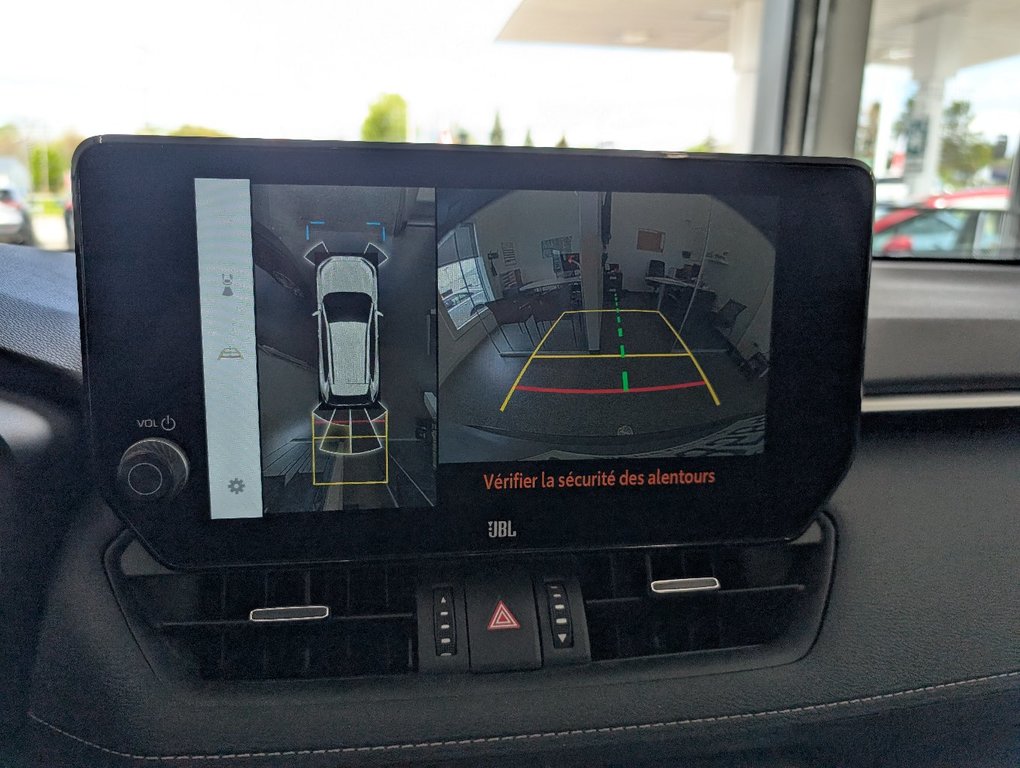 Toyota RAV4 Limited AWD, 2023 à Magog, Québec - 23 - w1024h768px