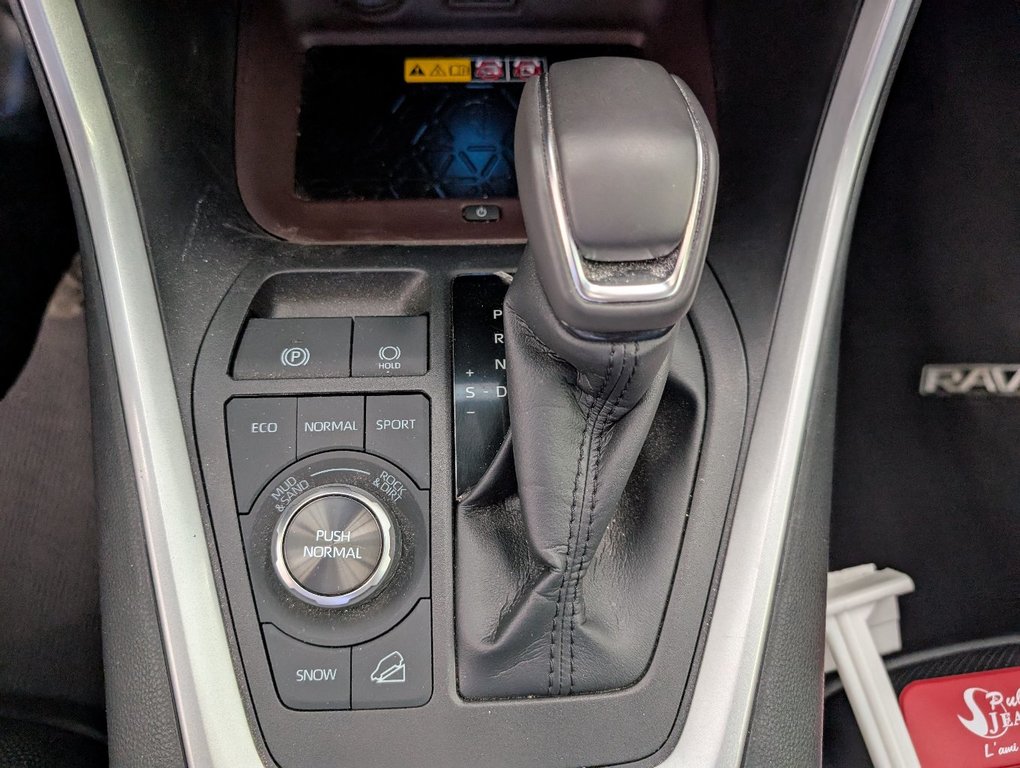 Toyota RAV4 Limited AWD, 2023 à Magog, Québec - 18 - w1024h768px