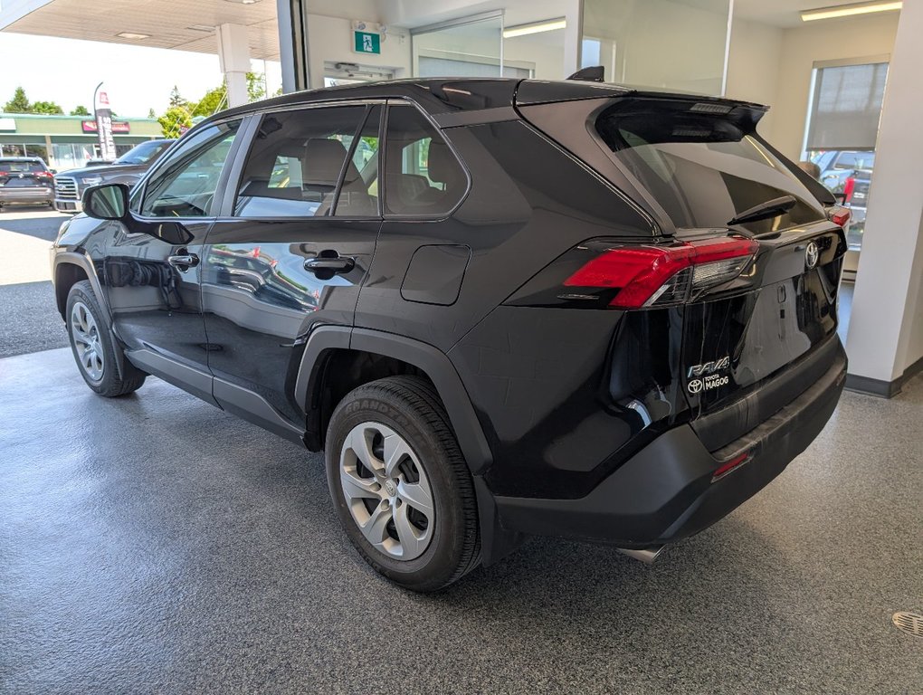 Toyota RAV4 LE AWD, GARANTIE JUSQU EN 2027, 2023 à Magog, Québec - 5 - w1024h768px