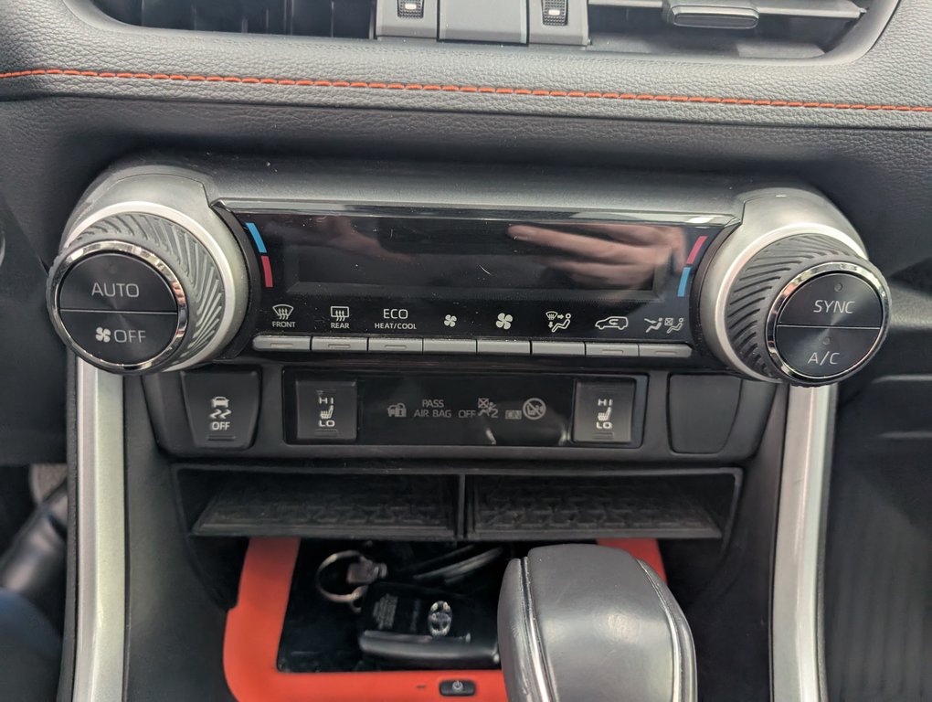 Toyota RAV4 Trail AWD 2023 à Magog, Québec - 17 - w1024h768px