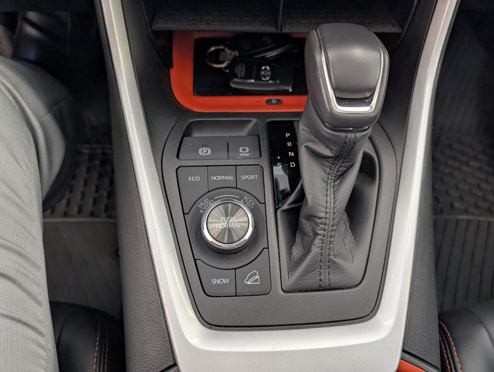 Toyota RAV4 Trail AWD 2023 à Magog, Québec - 16 - w1024h768px