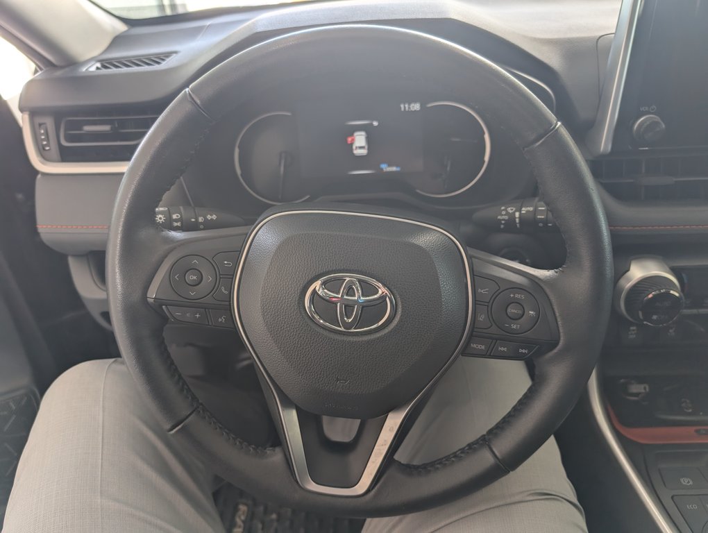 Toyota RAV4 Trail AWD 2023 à Magog, Québec - 15 - w1024h768px