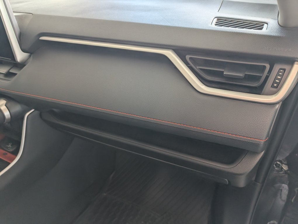 Toyota RAV4 Trail AWD 2023 à Magog, Québec - 9 - w1024h768px