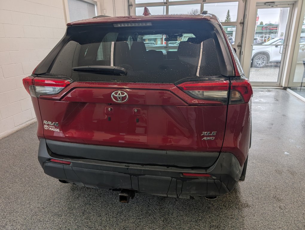 Toyota RAV4 XLE AWD 2023 à Magog, Québec - 4 - w1024h768px