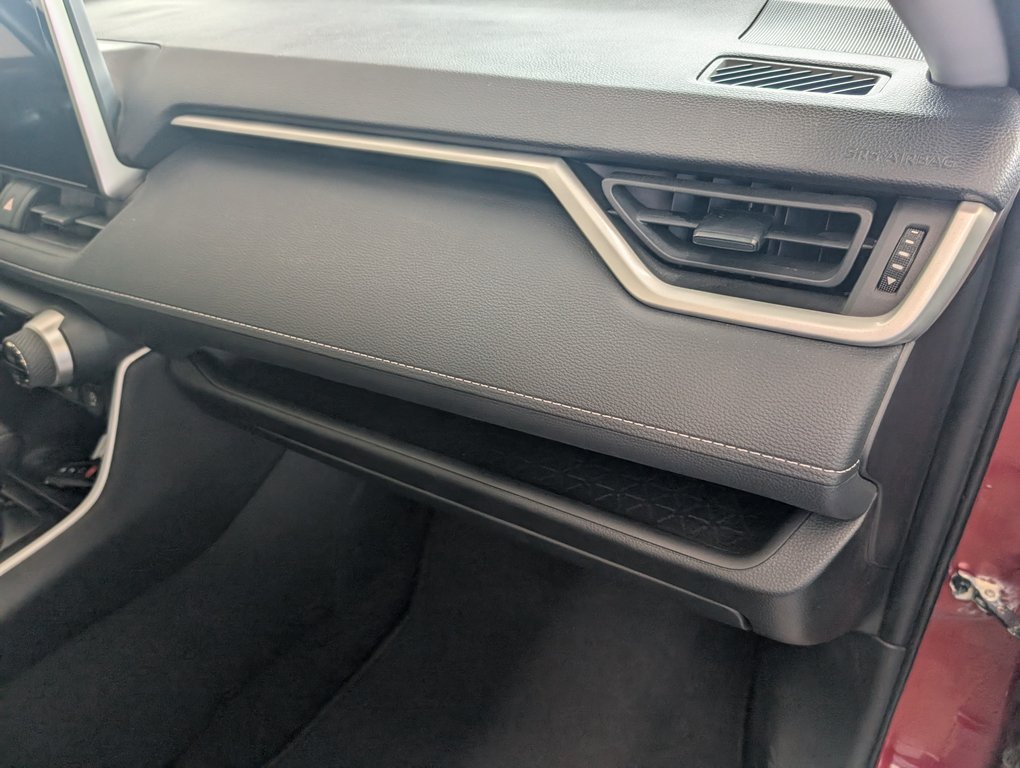 Toyota RAV4 XLE AWD 2023 à Magog, Québec - 10 - w1024h768px