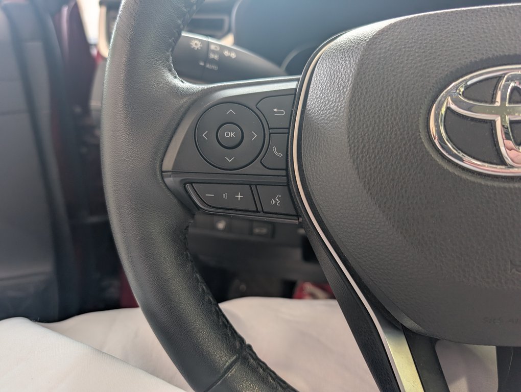 Toyota RAV4 XLE AWD 2023 à Magog, Québec - 19 - w1024h768px