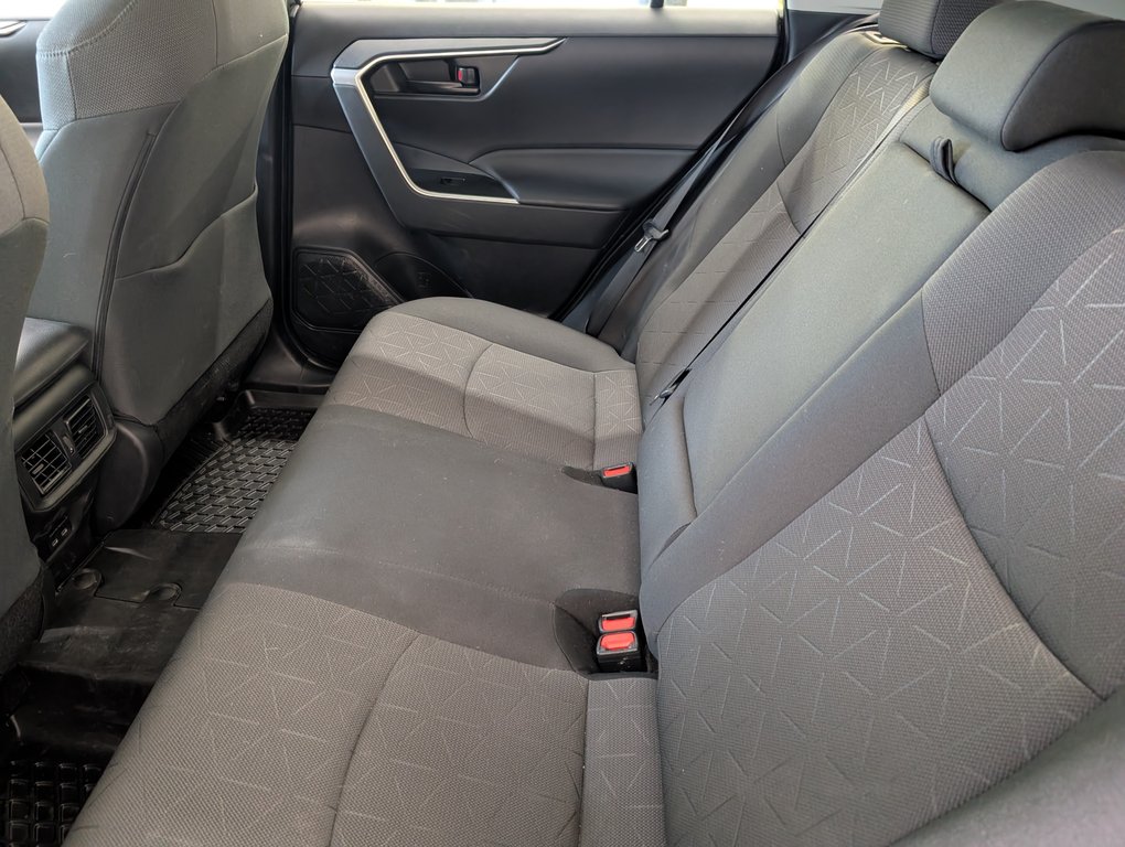 Toyota RAV4 LE AWD, GARANTIE JUSQU EN 2027, 2023 à Magog, Québec - 10 - w1024h768px