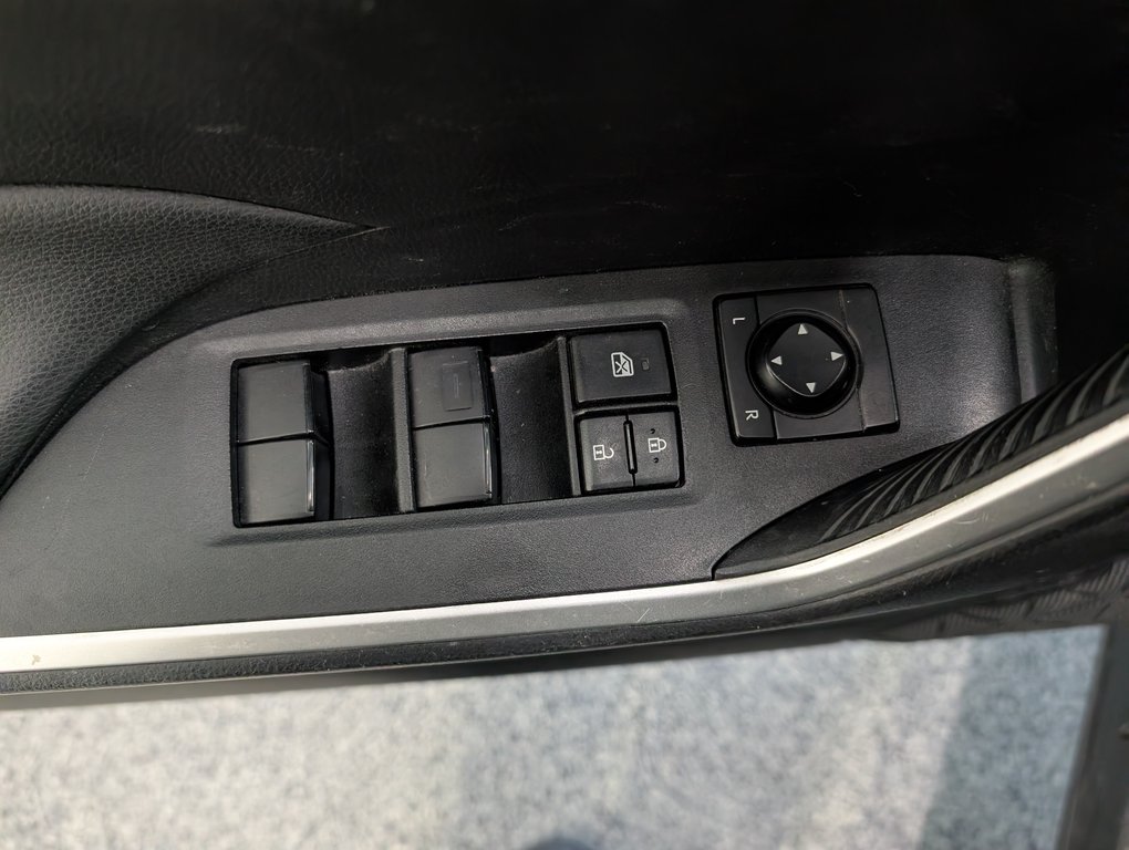 Toyota RAV4 LE AWD, GARANTIE JUSQU EN 2027, 2023 à Magog, Québec - 13 - w1024h768px