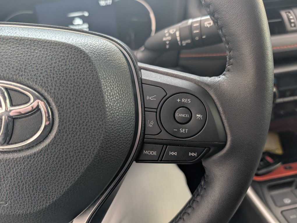 Toyota RAV4 Trail AWD, GARANTIE JUSQU EN 2028, 2023 à Magog, Québec - 19 - w1024h768px
