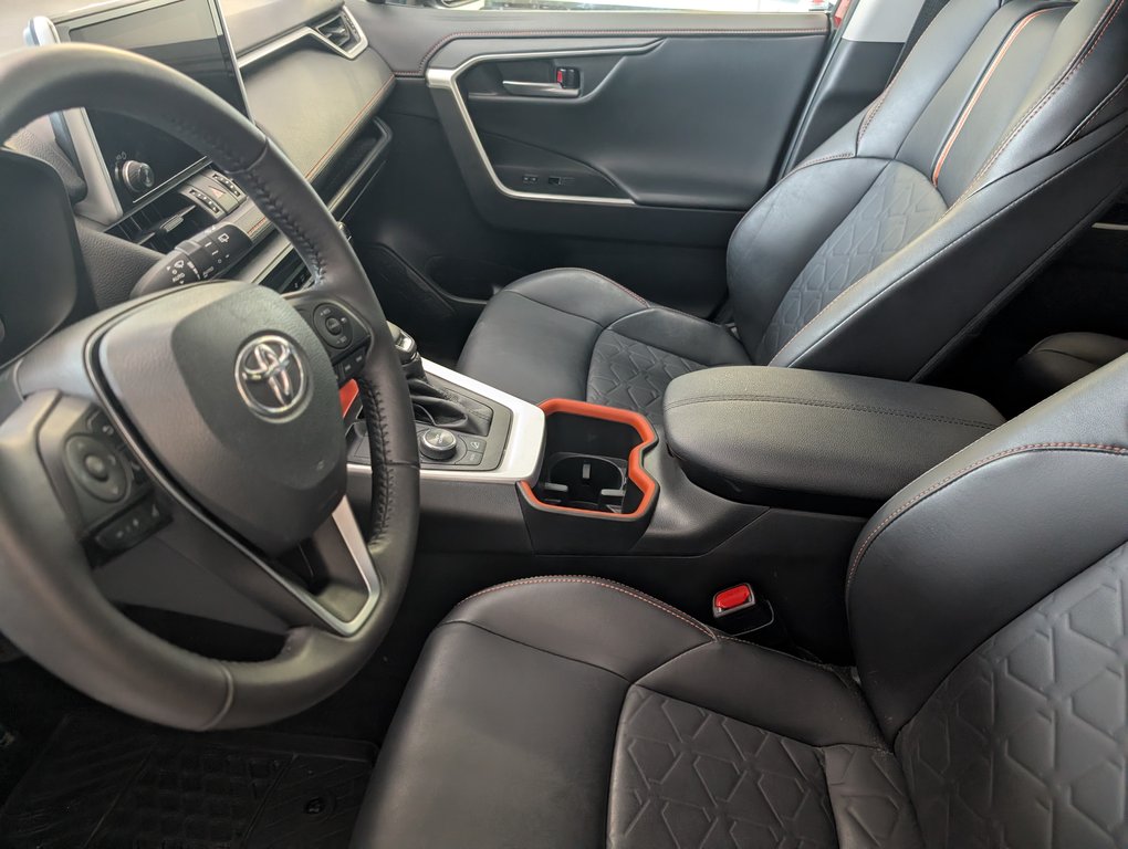 Toyota RAV4 Trail AWD, GARANTIE JUSQU EN 2028, 2023 à Magog, Québec - 11 - w1024h768px