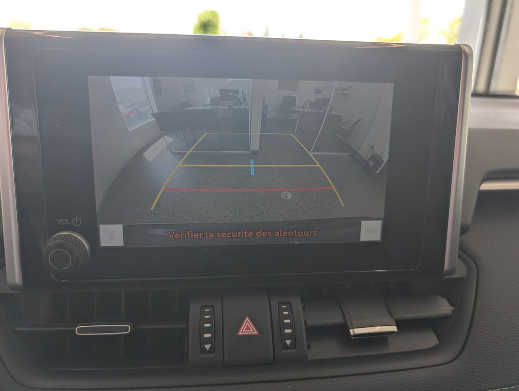 2023 Toyota RAV4 XLE PREMIUM AWD in Magog, Quebec - 21 - w1024h768px