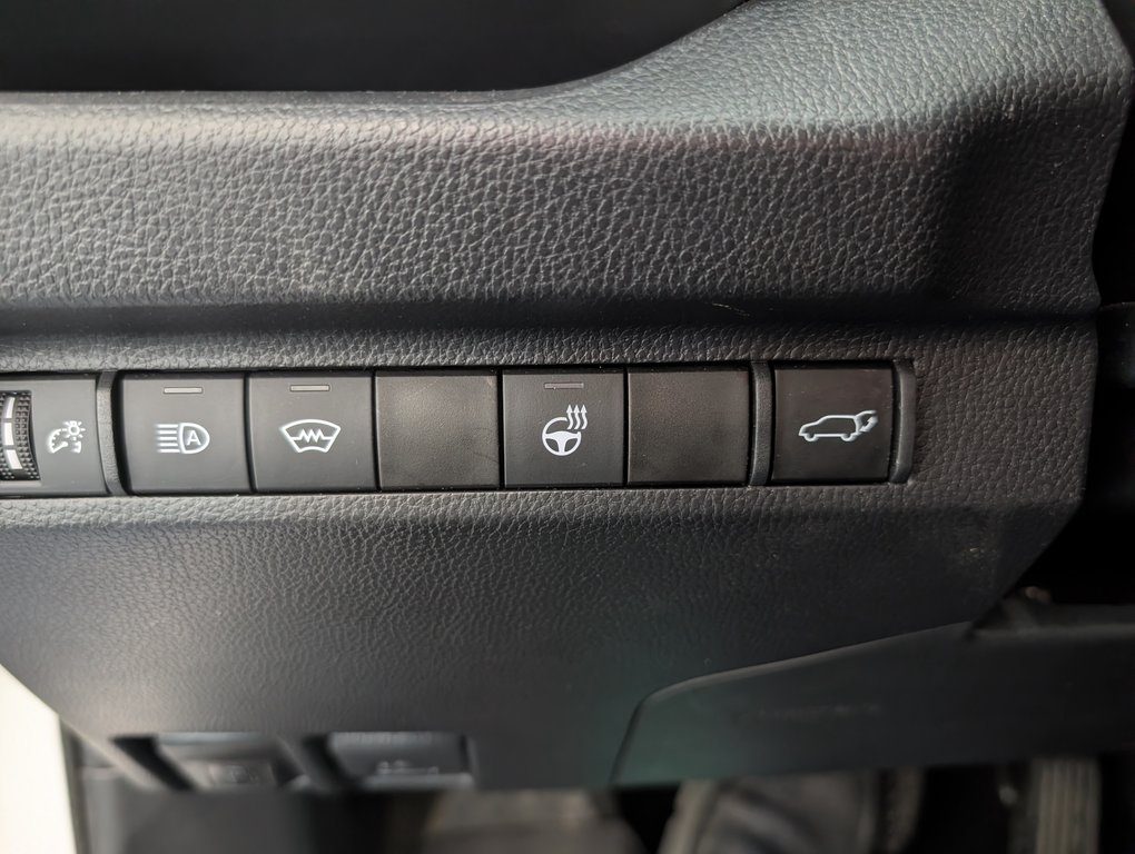 Toyota RAV4 Trail AWD 2023 à Magog, Québec - 20 - w1024h768px