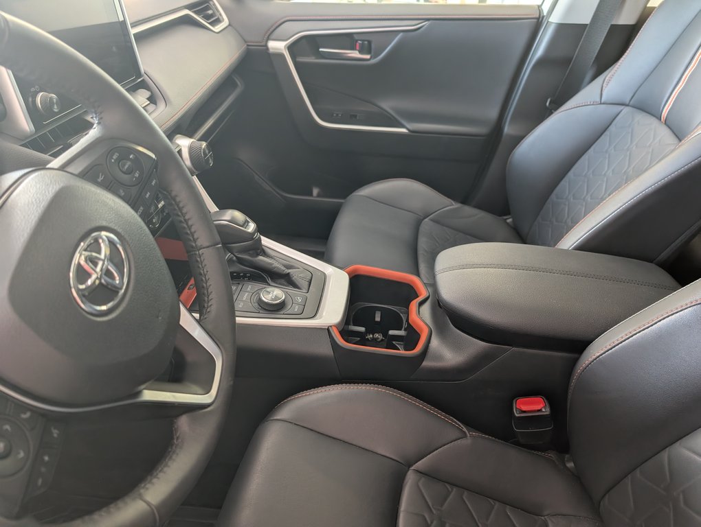 Toyota RAV4 Trail AWD 2023 à Magog, Québec - 11 - w1024h768px