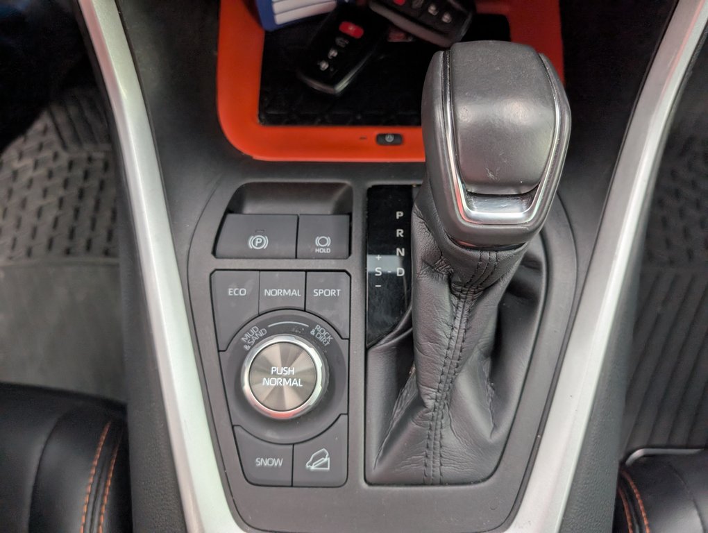 Toyota RAV4 Trail AWD 2023 à Magog, Québec - 16 - w1024h768px