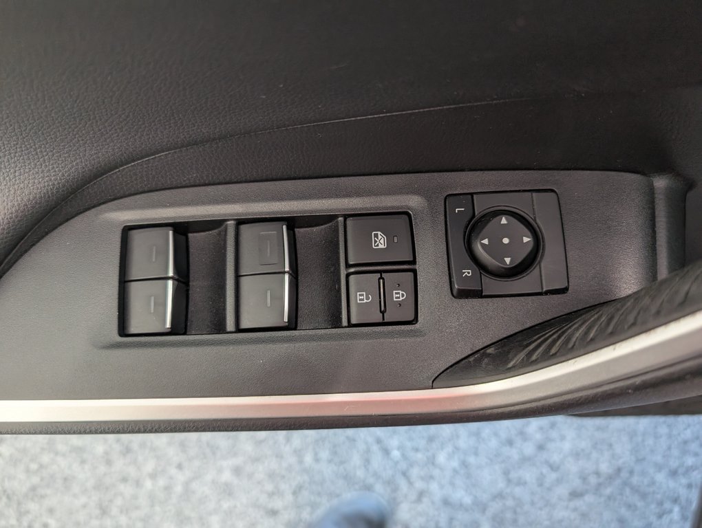 Toyota RAV4 Trail AWD 2023 à Magog, Québec - 14 - w1024h768px