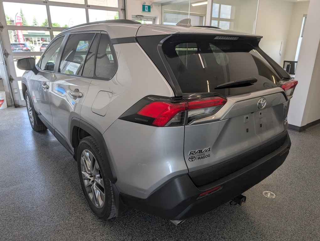 2023 Toyota RAV4 XLE PREMIUM AWD in Magog, Quebec - 4 - w1024h768px