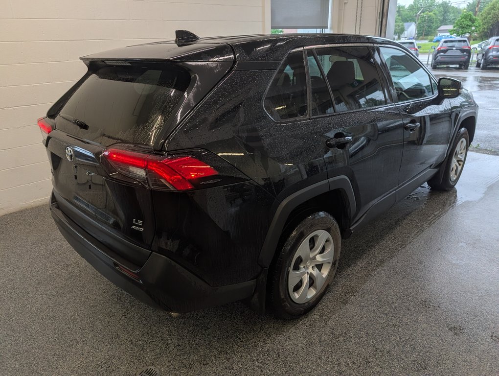 2023 Toyota RAV4 LE AWD in Magog, Quebec - 3 - w1024h768px