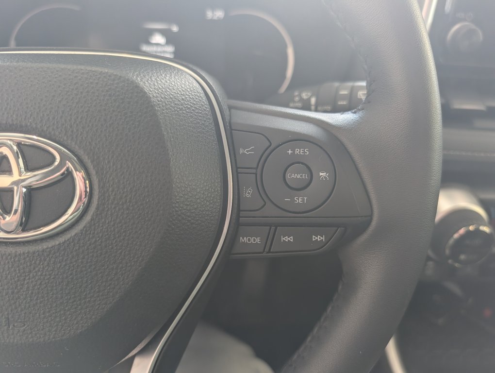 Toyota RAV4 XLE AWD, 2023 à Magog, Québec - 19 - w1024h768px