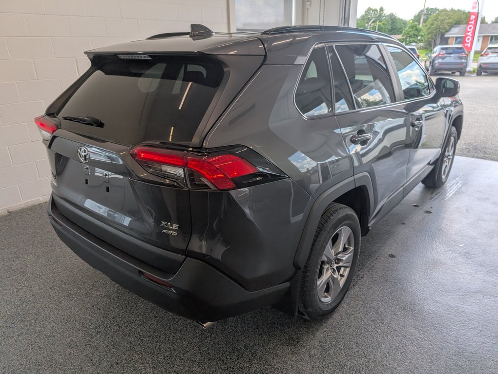 Toyota RAV4 XLE AWD, 2023 à Magog, Québec - 3 - w1024h768px