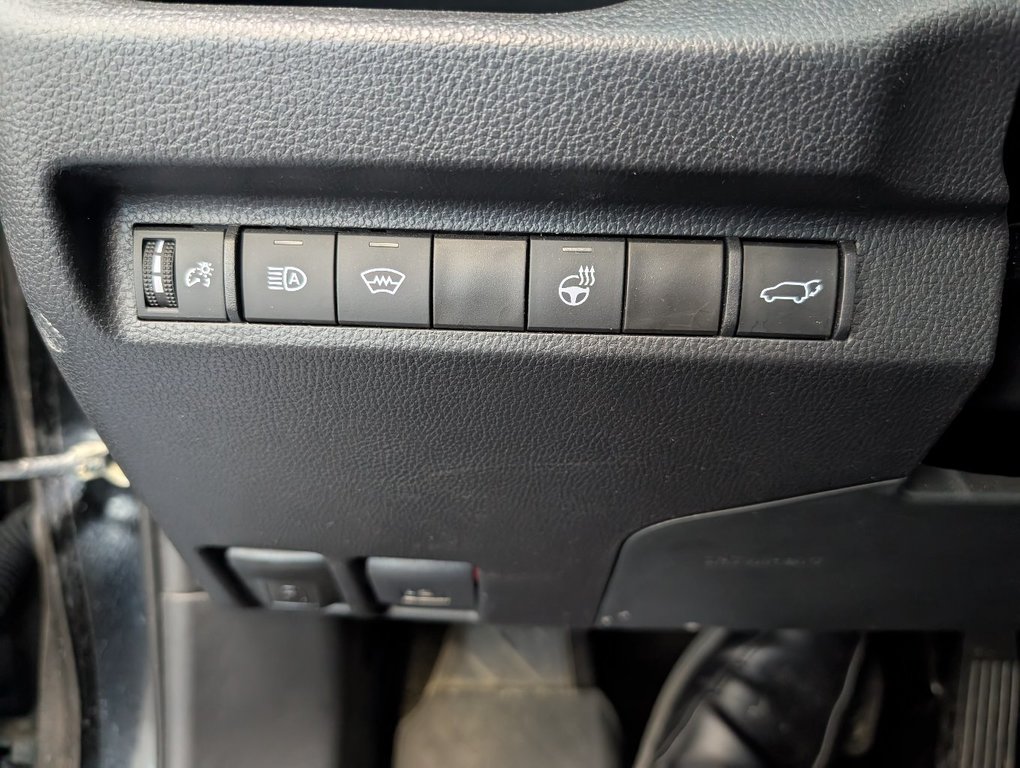 Toyota RAV4 XLE PREMIUM, AWD, 2024 à Magog, Québec - 23 - w1024h768px