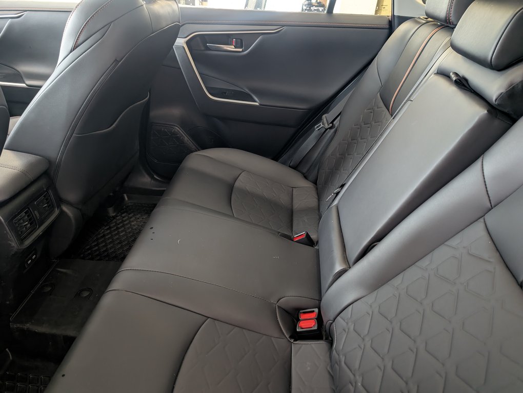 Toyota RAV4 Trail AWD, GARANTIE JUSQU EN 2028, 2024 à Magog, Québec - 10 - w1024h768px