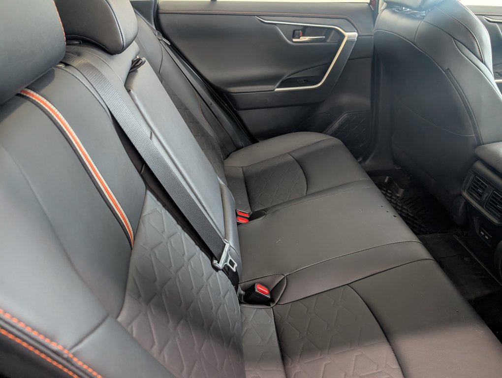 Toyota RAV4 Trail AWD, GARANTIE JUSQU EN 2028, 2024 à Magog, Québec - 7 - w1024h768px