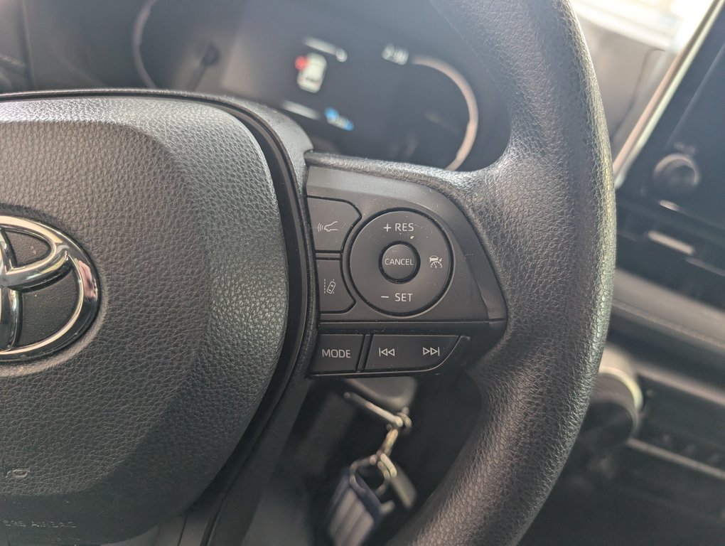 Toyota RAV4 LE AWD, GARANTIE JUSQU EN 2028, 2024 à Magog, Québec - 17 - w1024h768px