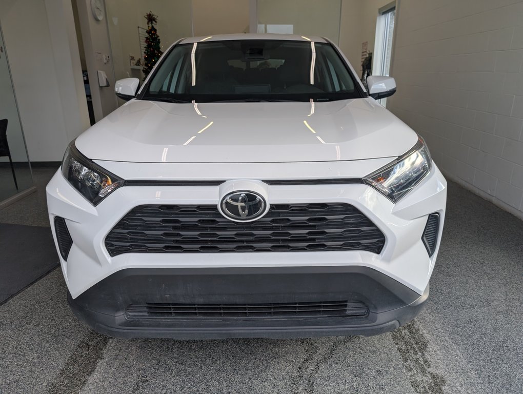 Toyota RAV4 LE AWD, GARANTIE JUSQU EN 2028, 2024 à Magog, Québec - 5 - w1024h768px