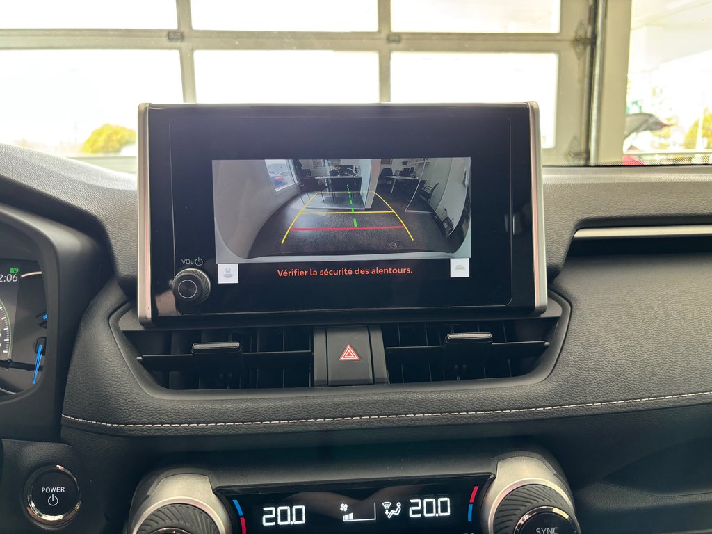 Toyota RAV4 Hybrid XLE AWD, 2024 à Magog, Québec - 18 - w1024h768px