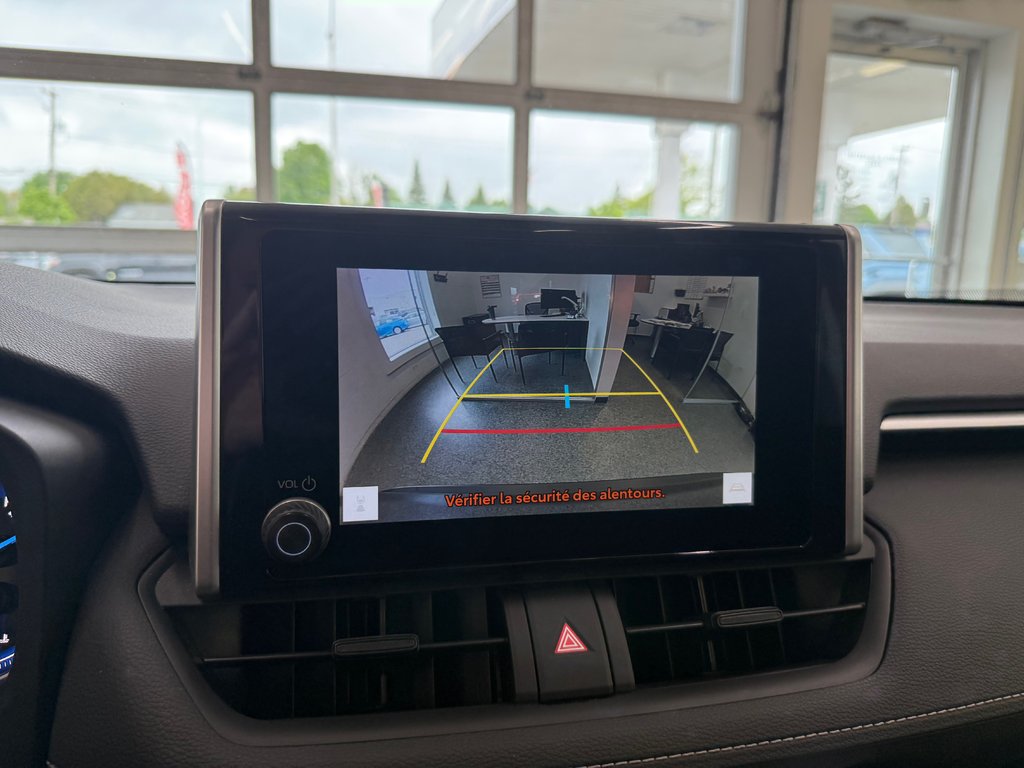 2024 Toyota RAV4 Hybrid XLE in Magog, Quebec - 17 - w1024h768px