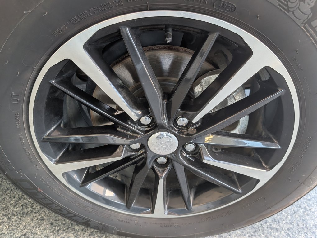 Toyota RAV4 LE AWD, 2024 à Magog, Québec - 22 - w1024h768px