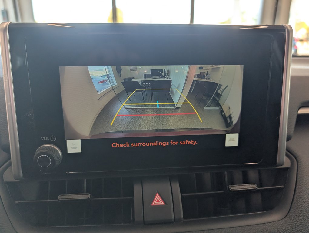 2024 Toyota RAV4 XLE AWD in Magog, Quebec - 20 - w1024h768px
