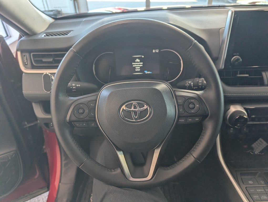 2024 Toyota RAV4 XLE AWD in Magog, Quebec - 15 - w1024h768px