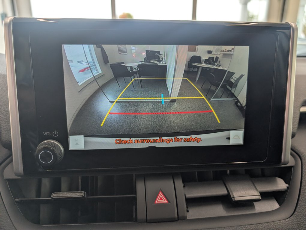 2024 Toyota RAV4 XLE AWD in Magog, Quebec - 20 - w1024h768px