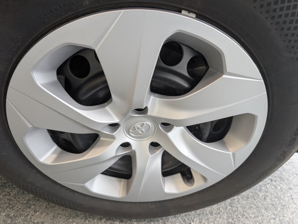 2025 Toyota RAV4 LE AWD, A/C, in Magog, Quebec - 22 - w1024h768px