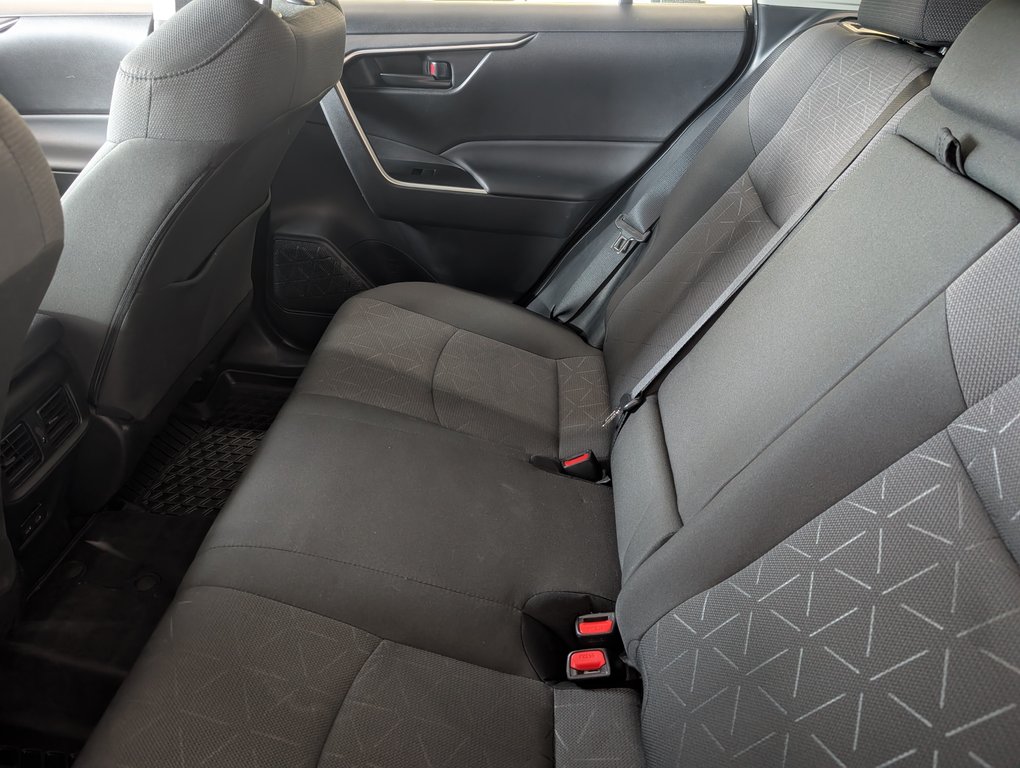 2025 Toyota RAV4 LE AWD, A/C, in Magog, Quebec - 10 - w1024h768px