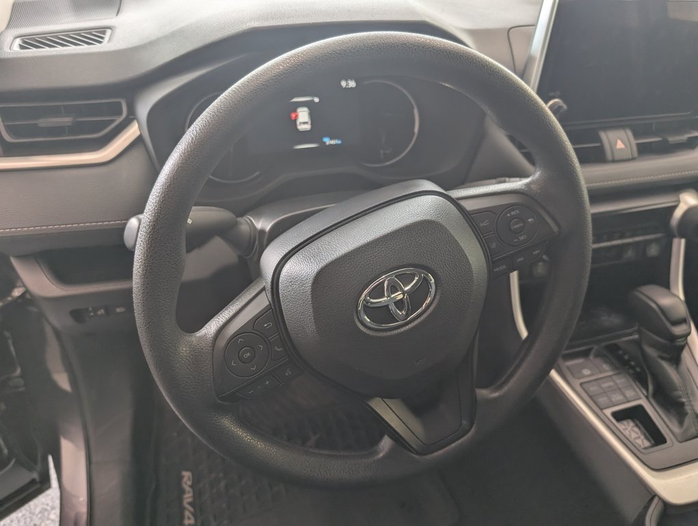 2025 Toyota RAV4 LE AWD, A/C, in Magog, Quebec - 12 - w1024h768px