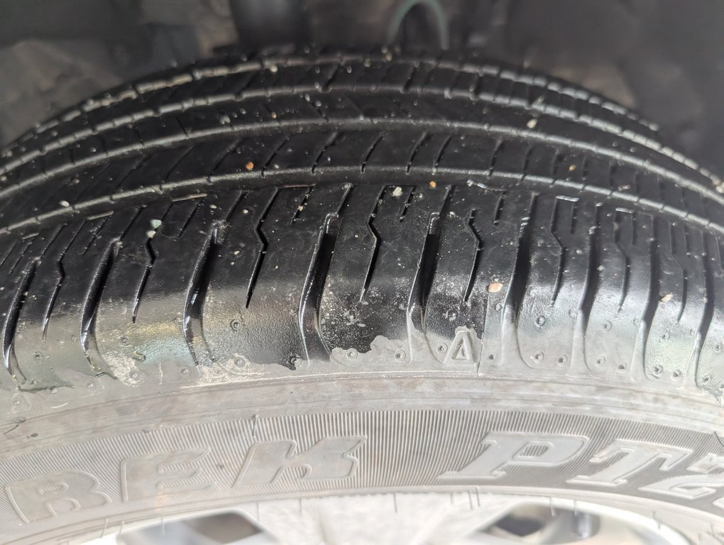 Toyota RAV4 XLE AWD 2025 à Magog, Québec - 23 - w1024h768px