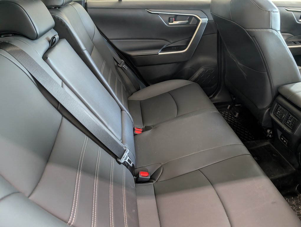 2025 Toyota RAV4 XLE AWD, in Magog, Quebec - 7 - w1024h768px