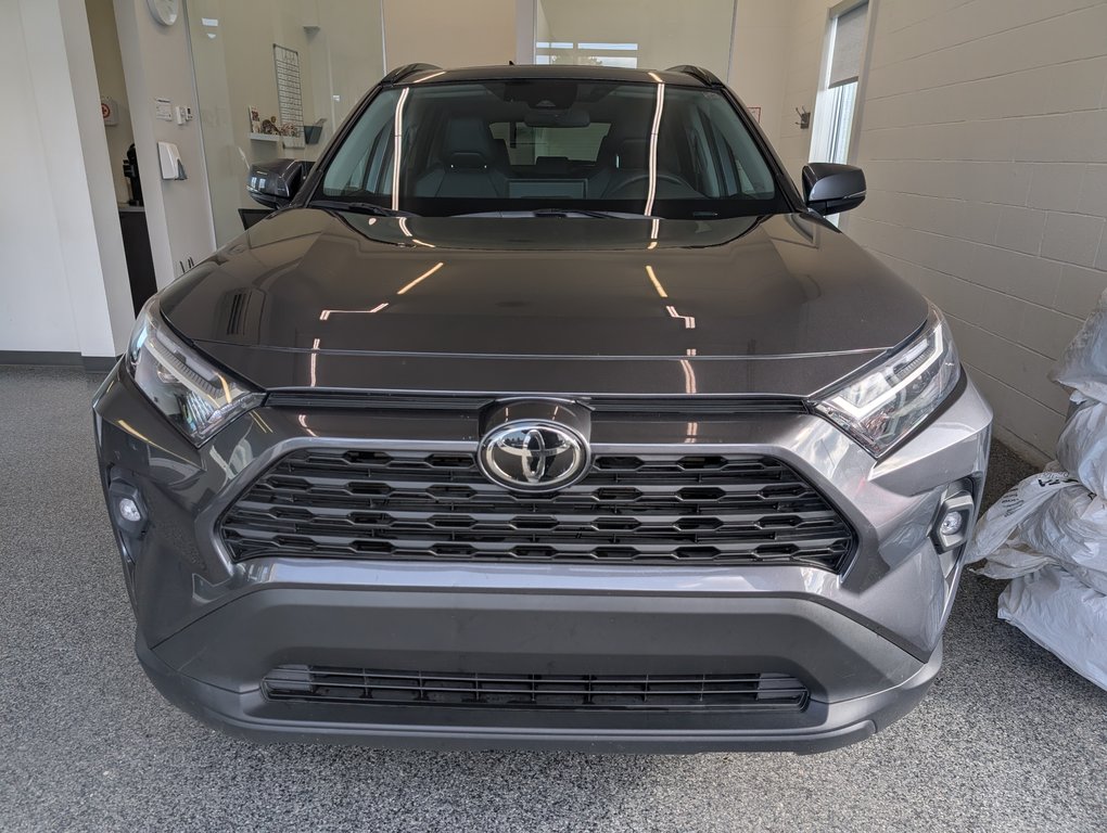 2025 Toyota RAV4 XLE AWD, in Magog, Quebec - 5 - w1024h768px