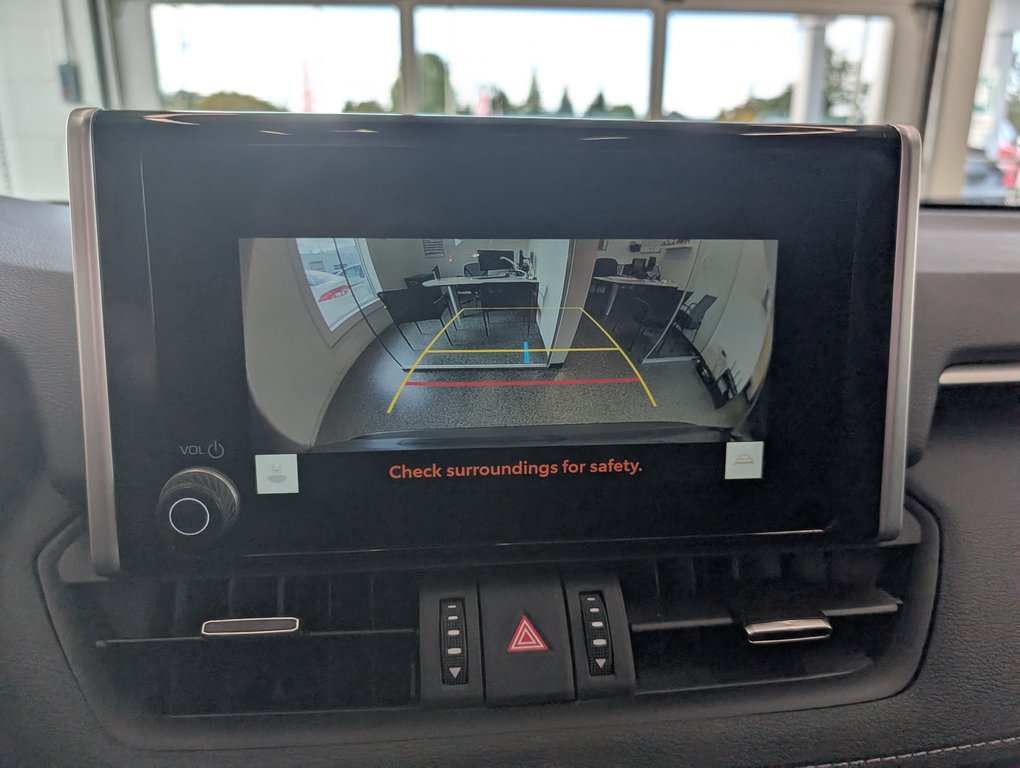 2025 Toyota RAV4 XLE AWD, in Magog, Quebec - 21 - w1024h768px