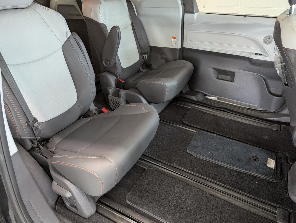 Toyota Sienna Hybrid XSE, CUIR, TOIT, 2021 à Magog, Québec - 8 - w1024h768px