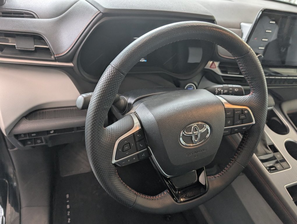Toyota Sienna Hybrid XSE, CUIR, TOIT, 2021 à Magog, Québec - 15 - w1024h768px