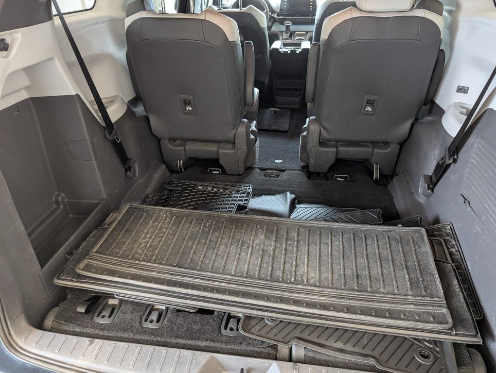 Toyota Sienna Hybrid XSE, CUIR, TOIT, 2021 à Magog, Québec - 7 - w1024h768px