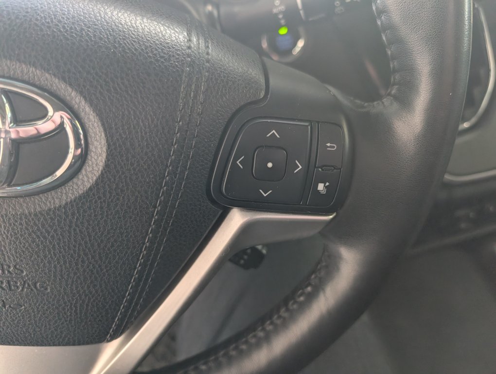 Toyota Sienna LIMITED AWD 7 PASSAGER 2017 à Magog, Québec - 21 - w1024h768px