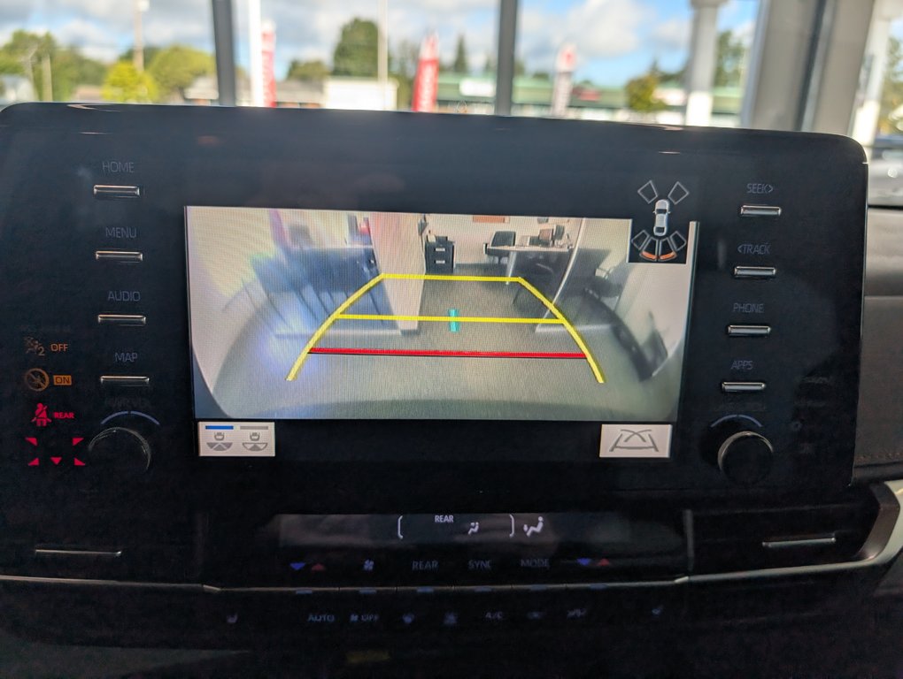 2021 Toyota Sienna XSE FWD in Magog, Quebec - 22 - w1024h768px