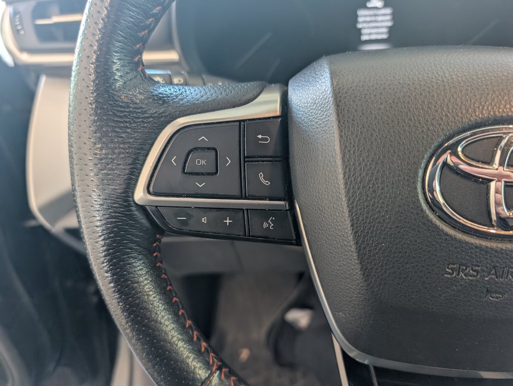 2021 Toyota Sienna XSE FWD in Magog, Quebec - 20 - w1024h768px