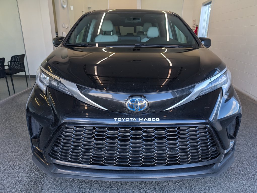 2021 Toyota Sienna XSE FWD in Magog, Quebec - 6 - w1024h768px