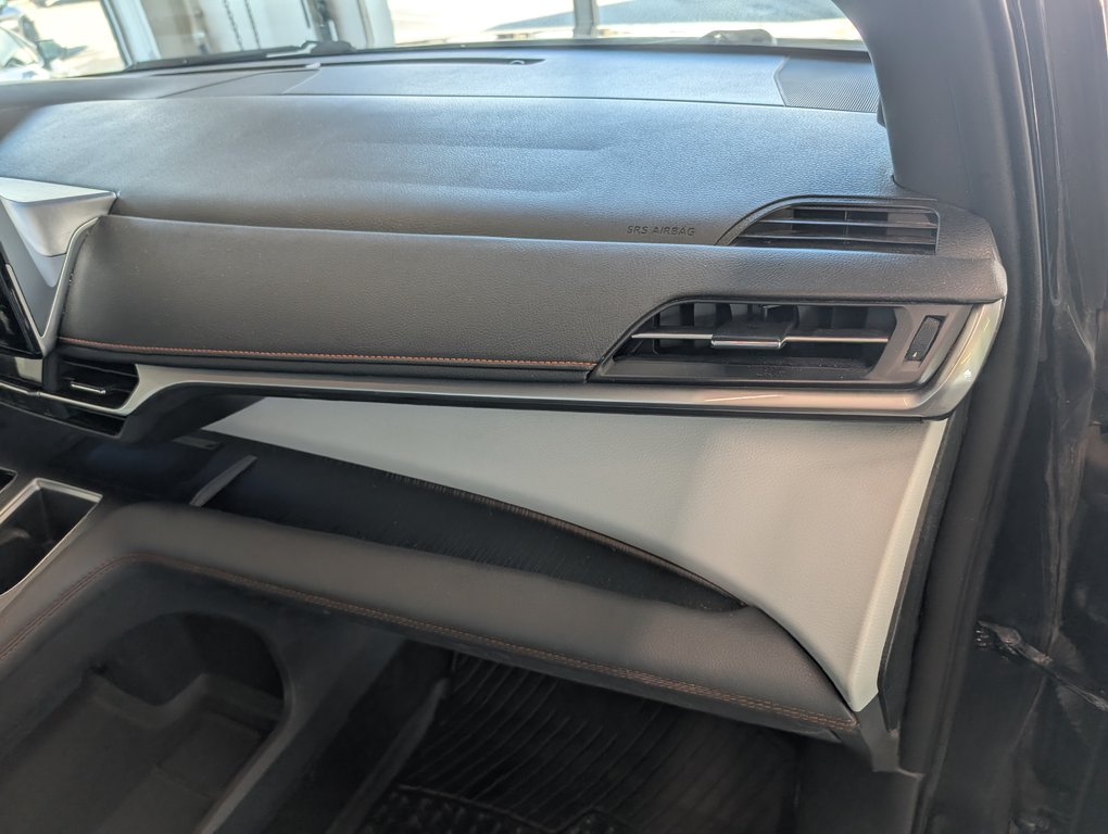 2021 Toyota Sienna XSE FWD in Magog, Quebec - 11 - w1024h768px