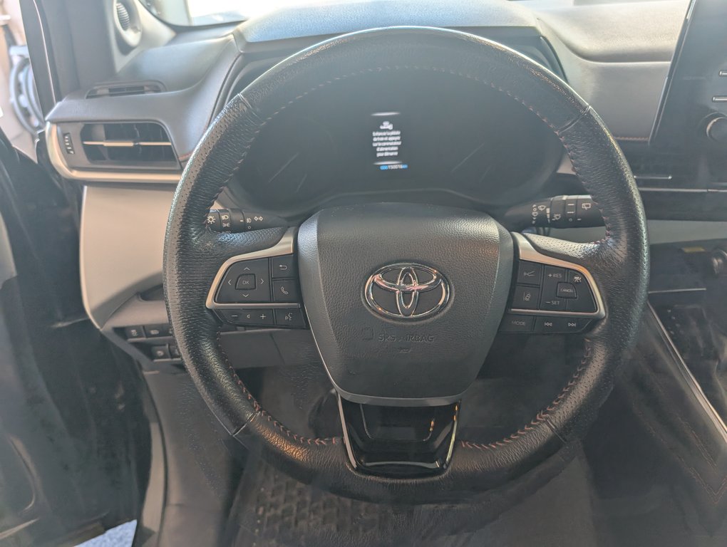 2021 Toyota Sienna XSE FWD in Magog, Quebec - 18 - w1024h768px